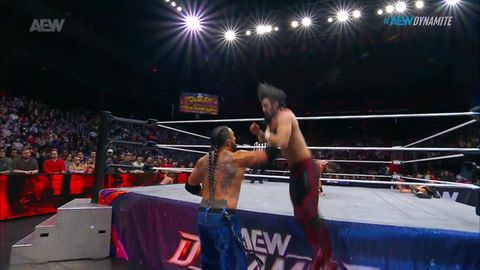 Murderhawk catching Yuta in a chokeslam
